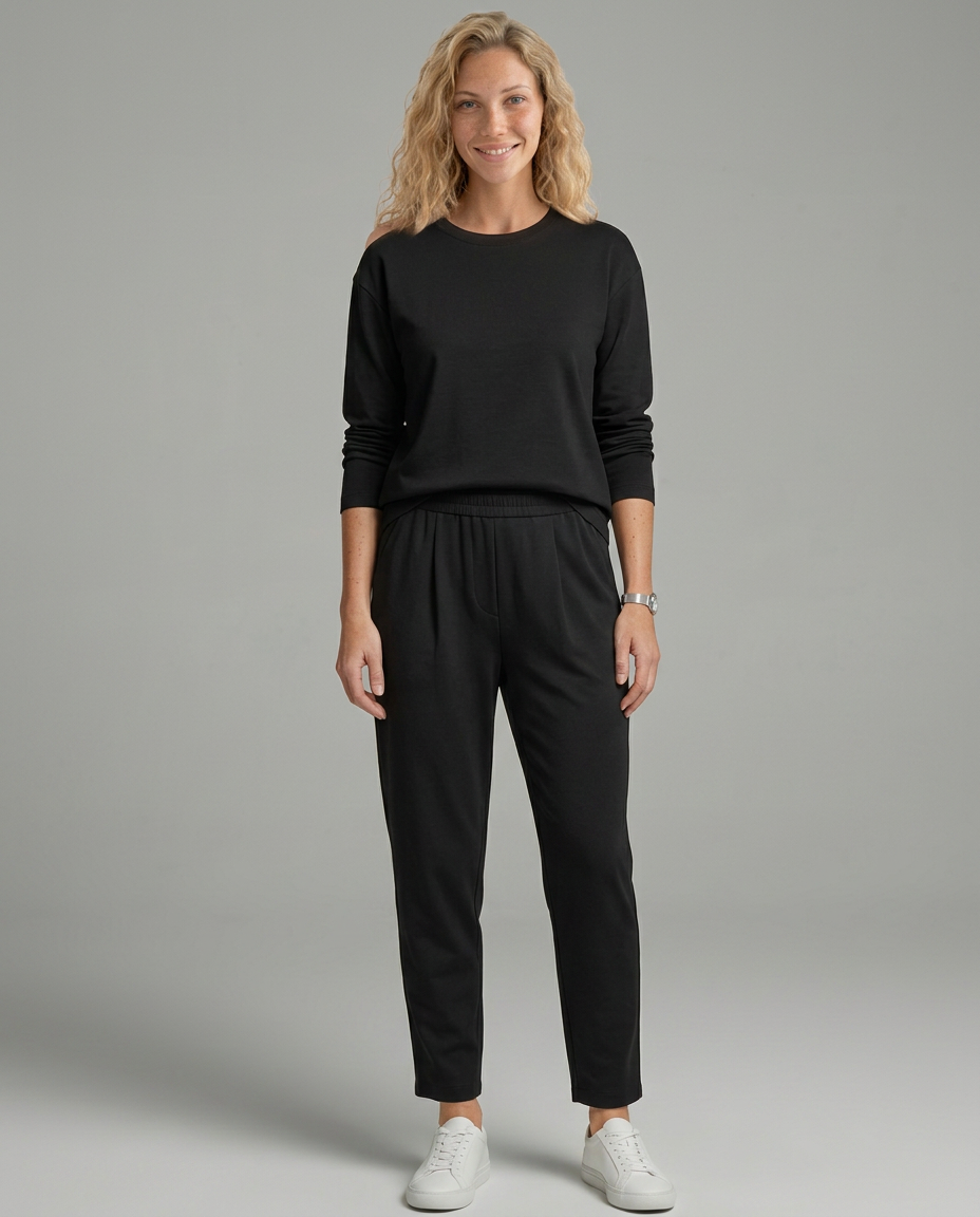 Vera | Two-Piece Set with Tapered Pants