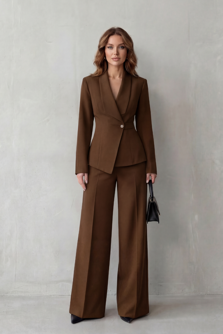 Valdérie | Sculpted Waist Tailored Suit Set